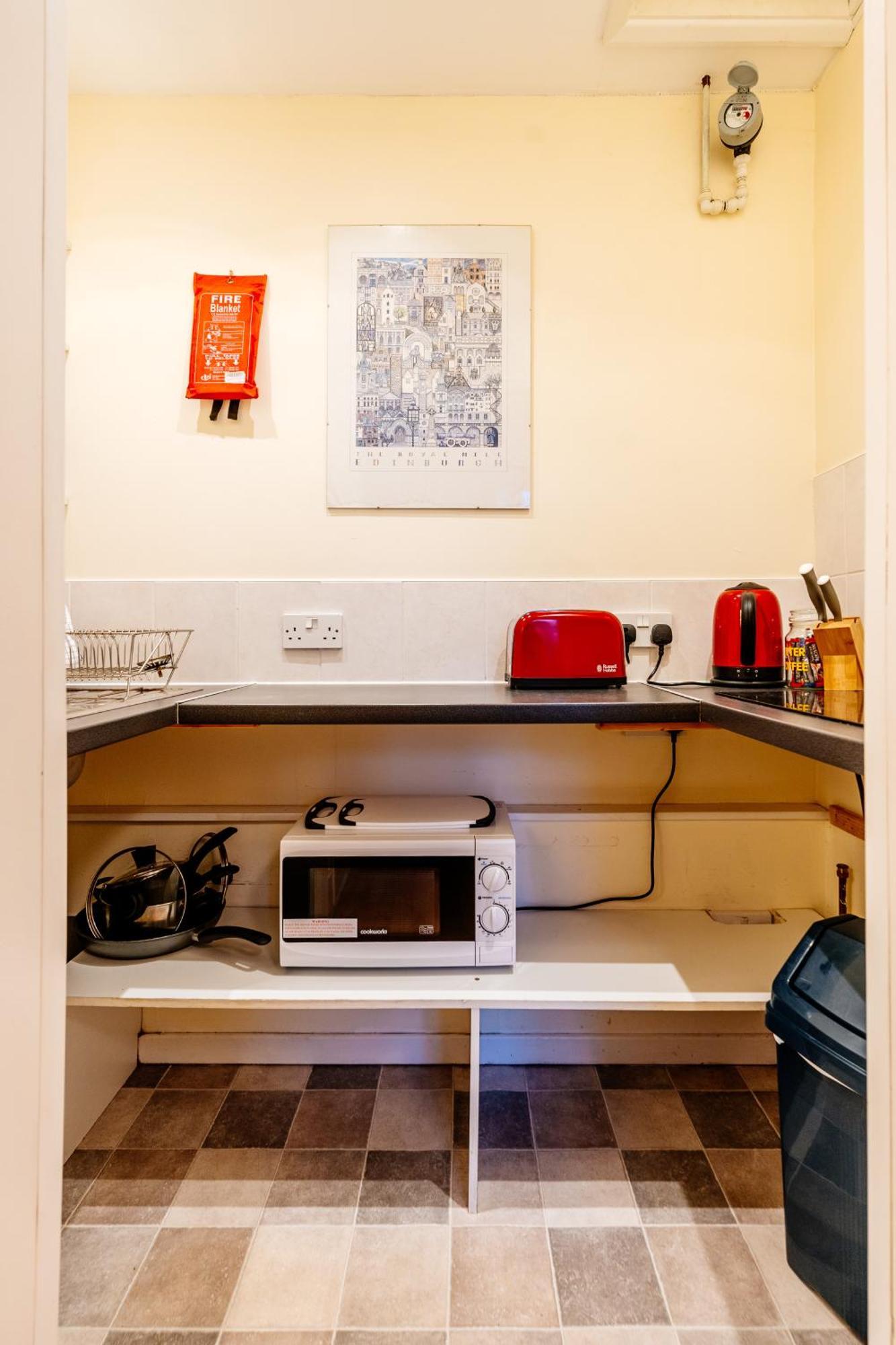 Delightful Ground Floor Newington Flat Апартаменты *